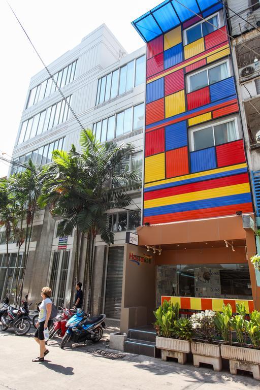 Hostel 8 Sukhumvit Soi 8 Bangkok Esterno foto